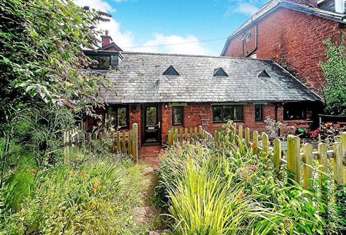 2 Bedroom Semi Detached House For Sale In Blagdon Barton, Paignton, Devon, TQ4