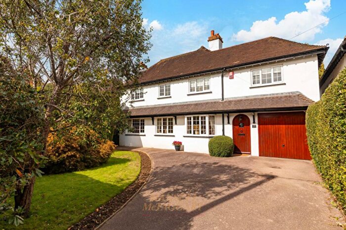 5 Bedroom Detached House For Sale In Three Bridges Road, Crawley, RH10