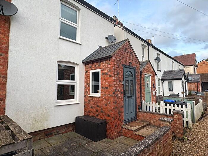 2 Bedroom End Terrace House For Sale In Spring Cottages, Hinton Close, Woodford Halse, Northamptonshire, NN11