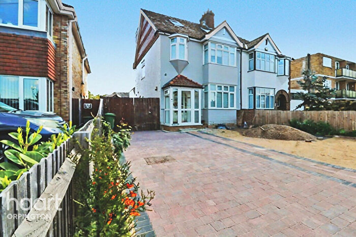 4 Bedroom Semi-Detached House For Sale In Main Road, Orpington, BR5