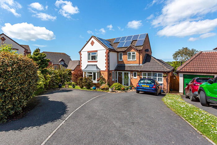 5 Bedroom Detached House For Sale In Kingsmead Drive, Torrington, EX38