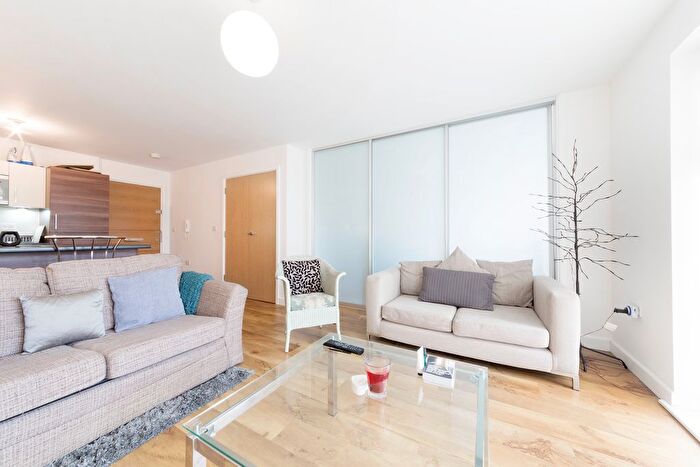 Studio To Rent In Park Lodge Avenue, West Drayton, UB7