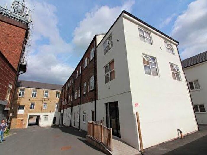 1 Bedroom Flat To Rent In Whingate Mill, Leeds, LS12