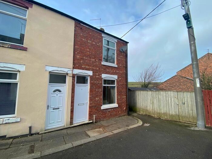 2 Bedroom End Of Terrace House For Sale In Oxford Street, Boosbeck, Saltburn-By-The-Sea, TS12