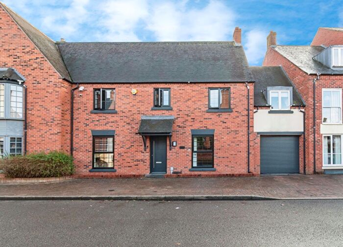 4 Bedroom Link Detached House For Sale In Village Drive, Lawley Village, Telford, Shropshire, TF4