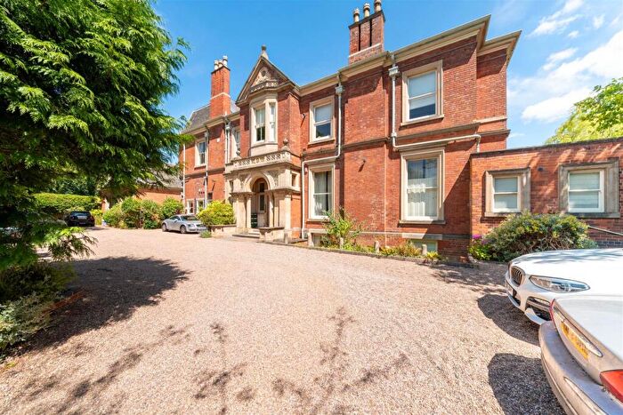 2 Bedroom Apartment For Sale In Claremont House, North Road, The Park, NG7