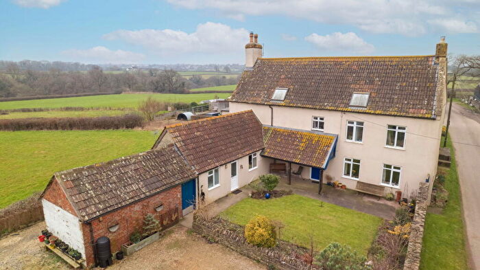 5 Bedroom Detached House For Sale In Wickwar, Wotton-under-Edge, GL12