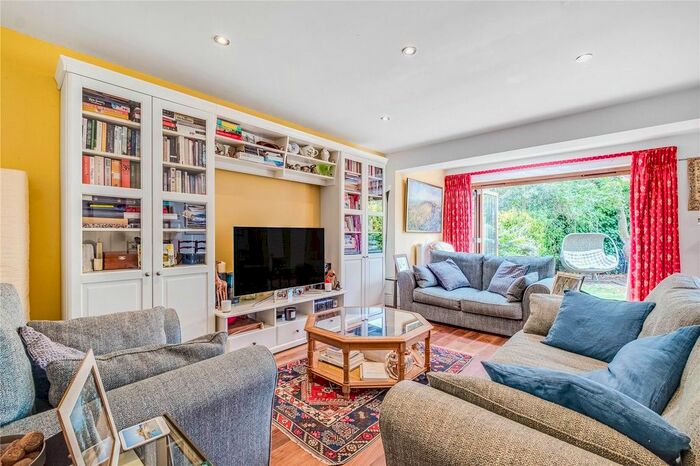 3 Bedroom Semi-Detached House To Rent In Amerland Road, Wandsworth, London, SW18