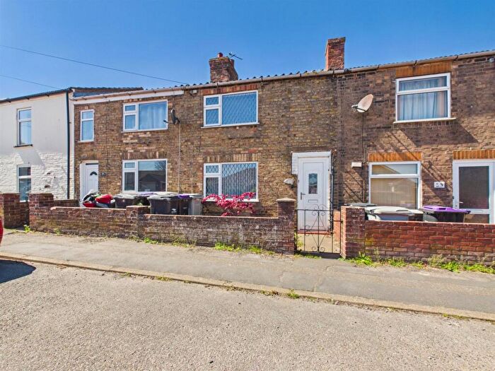 2 Bedroom Terraced House For Sale In Hanby Lane, Alford, LN13