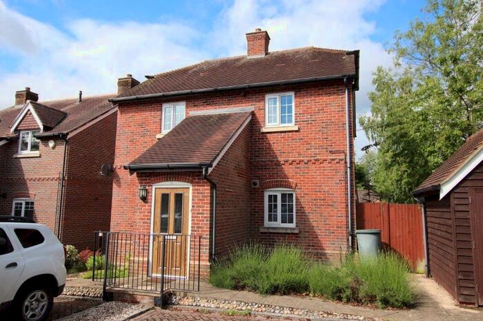 1 Bedroom Maisonette To Rent In Blackthorn Close, Baughurst, Tadley, RG26