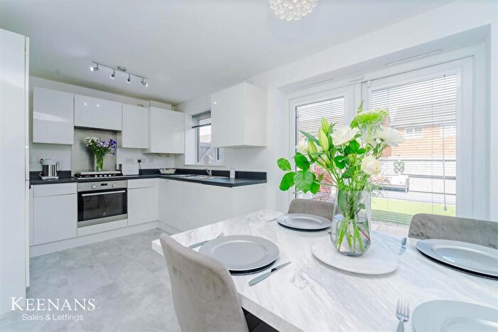 3 Bedroom Semi-Detached House For Sale In Halls Close, Radcliffe, M26