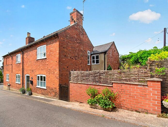 3 Bedroom Semi-Detached House For Sale In Chapel Lane, Tugby, Leicester, LE7