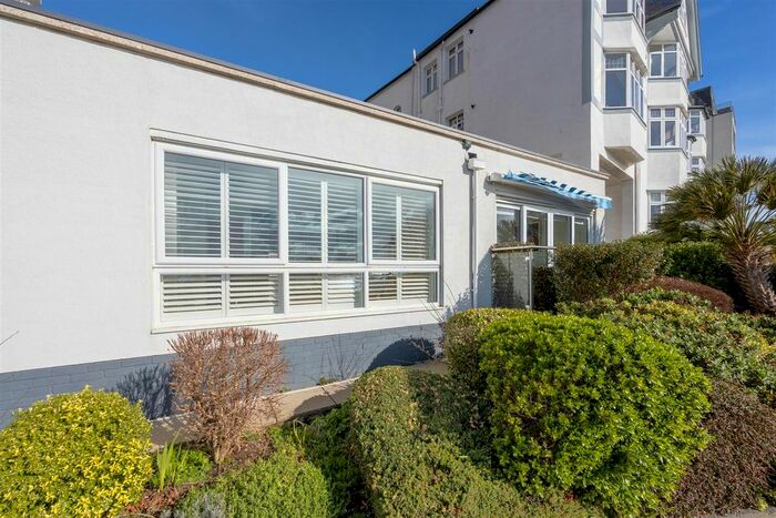 2 Bedroom Semi-Detached Bungalow To Rent In Tower Court, Westcliff Parade, Westcliff-On-Sea, SS0