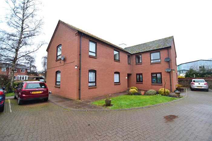 2 Bedroom Apartment For Sale In Bridge Court, Leominster, HR6