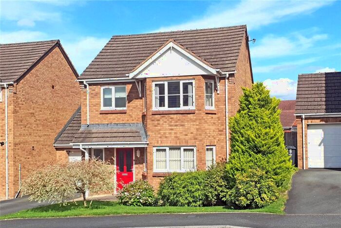 3 Bedroom Link Detached House To Rent In Hernog Close, Tremont Park, Llandrindod Wells, Powys, LD1