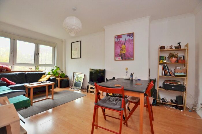 3 Bedroom Maisonette To Rent In Lubbock Street, London, SE14