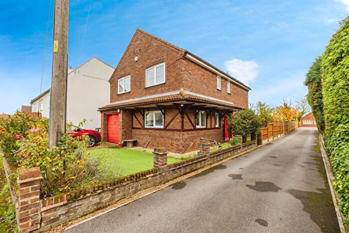 4 Bedroom Detached House For Sale In High Street, Eagle, Lincoln, LN6