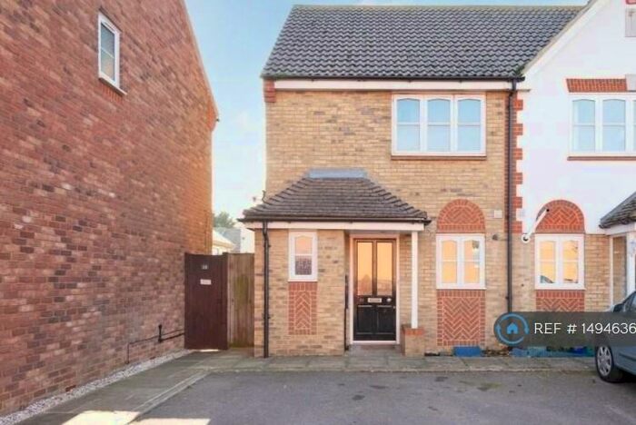 2 Bedroom End Of Terrace House To Rent In Gainsborough Avenue, Margate, CT9