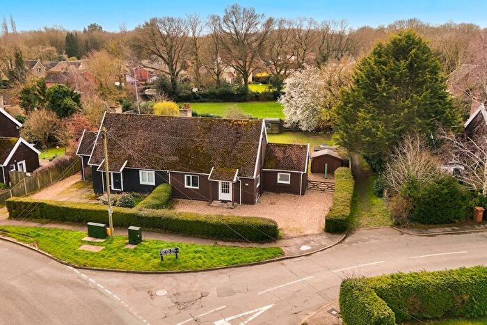 3 Bedroom Semi Detached House For Sale In St. Peters Road, Brooke, Norwich, NR15