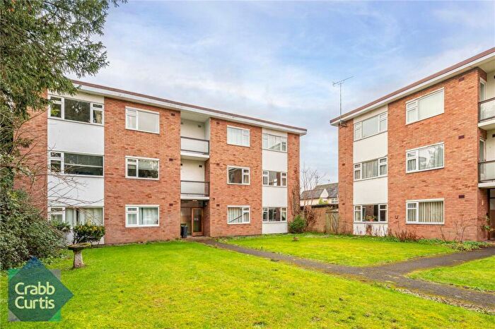 2 Bedroom Apartment For Sale In Hanover Gardens, Upper Holly Walk, CV32