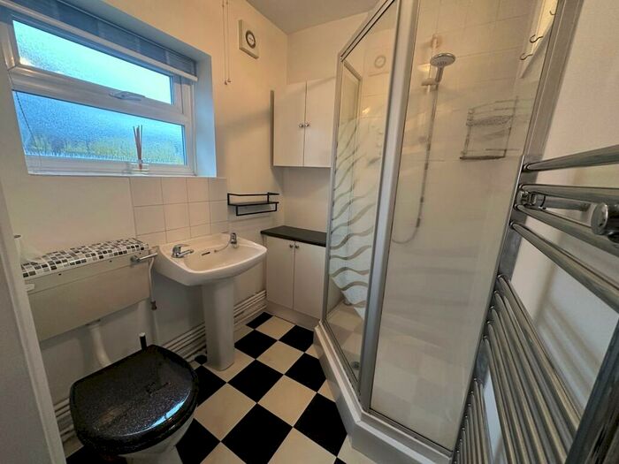 1 Bedroom Flat To Rent In Pitmaston Road, Hall Green, B28
