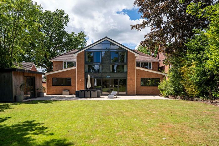 6 Bedroom Detached House For Sale In Woodthorne Road South, Wolverhampton, WV6