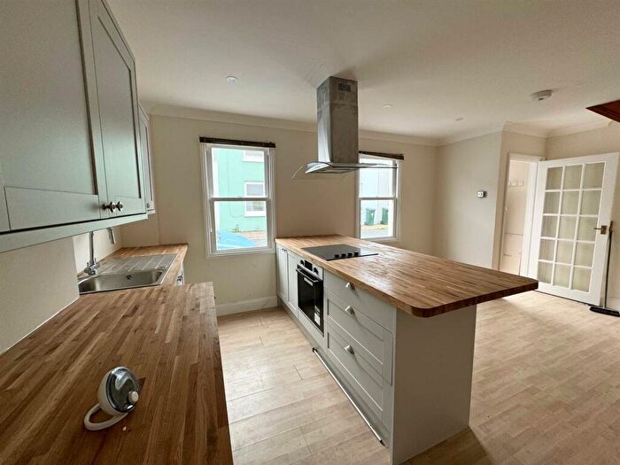1 Bedroom Flat To Rent In Holland Street, Brighton, BN2
