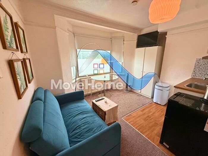 Studio To Rent In North Circular Road, Neasden, Brent, London, NW2