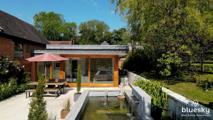 6 Bedroom Barn Conversion For Sale In Main Street, Frankton, Rugby, Warwickshire, CV23