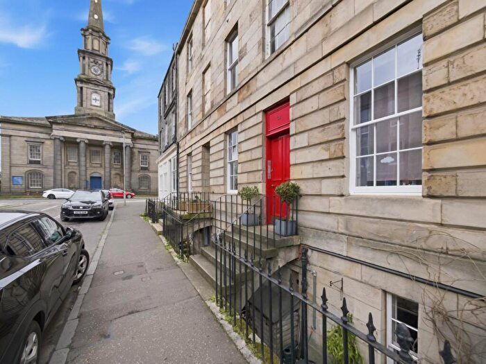 2 Bedroom Flat For Sale In / Prince Regent Street, Leith, Edinburgh, EH6