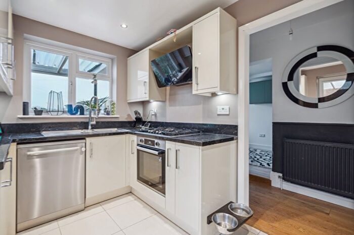 3 Bedroom Semi-Detached House For Sale In Clare Road, Prestwood, Great Missenden, HP16