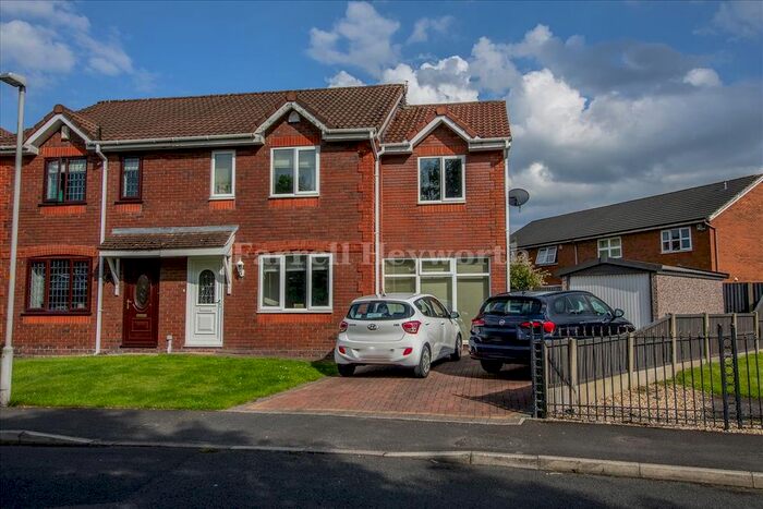 4 Bedroom Property To Rent In Neapsands Close, Fulwood, Preston, PR2