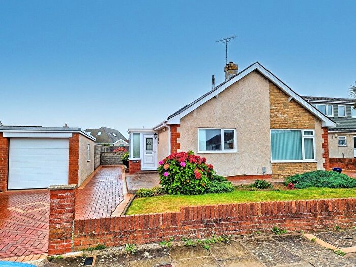 3 Bedroom Detached Bungalow For Sale In Spoonbill Close, Rest Bay, Porthcawl, CF36