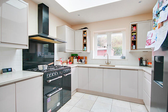 3 Bedroom Semi-Detached House For Sale In Bitterne Park! Extended! Impressive Garden!, SO18
