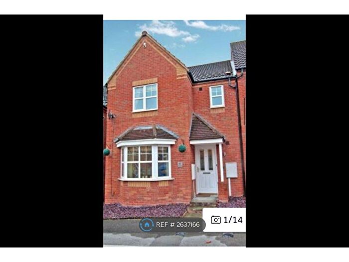 3 Bedroom Semi-Detached House To Rent In Edmonstone Crescent, Nottingham, NG5