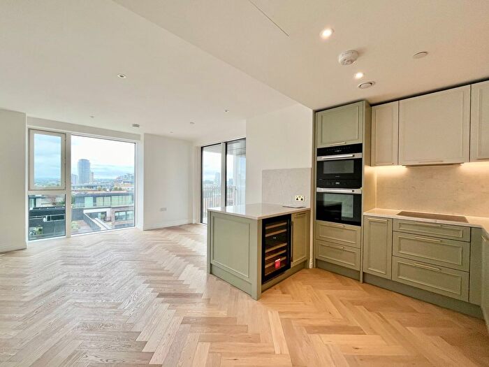 2 Bedroom Flat To Rent In Bridgewater Avenue, London, SW6