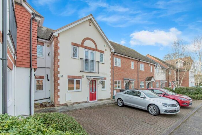 3 Bedroom Terraced House To Rent In Ladygrove Court, Abingdon, OX14