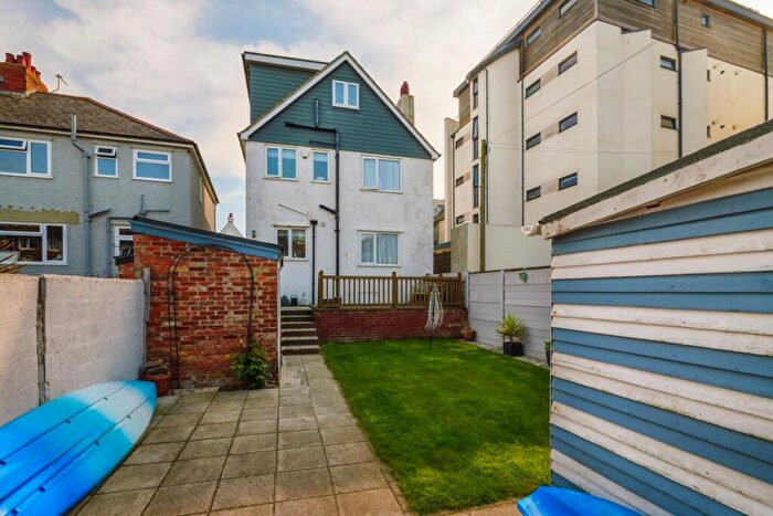 4 Bedroom Detached House For Sale In Victoria Road, Hythe, CT21