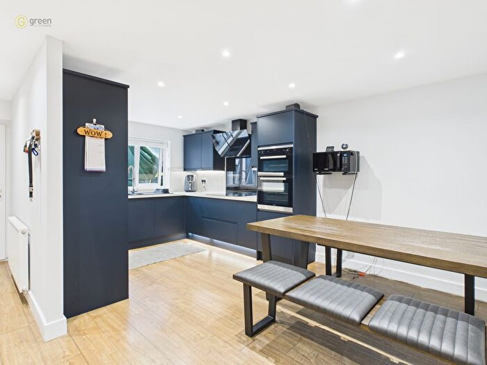 3 Bedroom End Terrace House For Sale In Gresley, Tamworth, B77