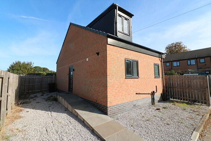 2 Bedroom Detached House To Rent In A Bessingby Grove, HU9