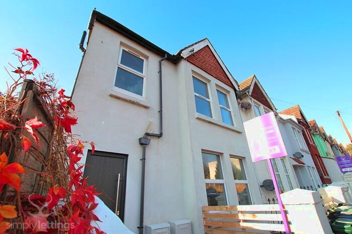 4 Bedroom Maisonette To Rent In Shanklin Road, Brighton, BN2