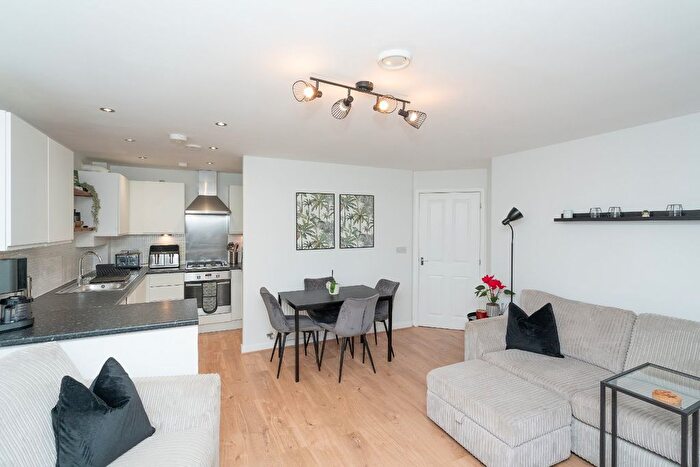 2 Bedroom Flat For Sale In Dodd Road, Watford, Hertfordshire, WD24