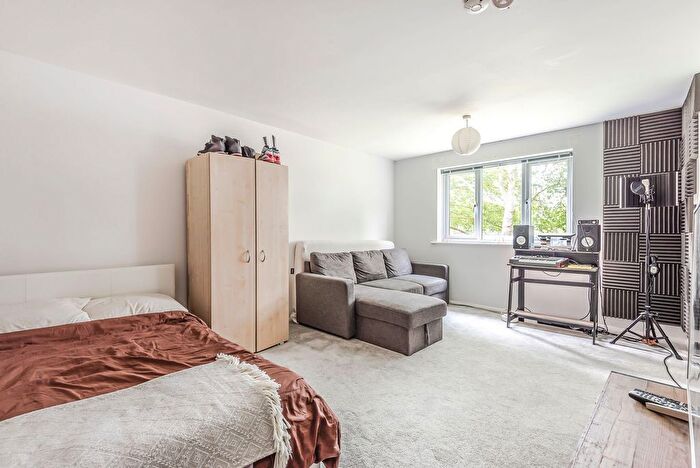 Studio To Rent In Grinstead Road, Inwen Court Grinstead Road, SE8