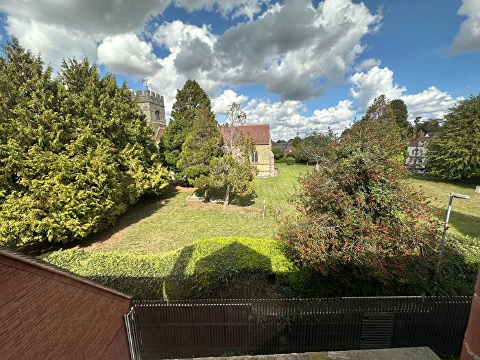 2 Bedroom Apartment To Rent In Market Square, Winslow, MK18