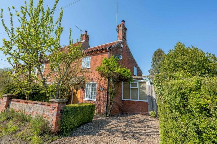 2 Bedroom End Of Terrace House For Sale In Hindolveston, NR20