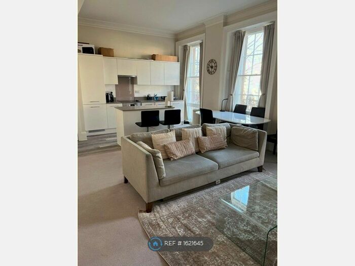 1 Bedroom Flat To Rent In London Road, Reading, RG1