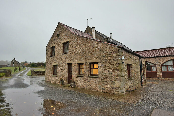 3 Bedroom Cottage To Rent In Easby, DL10