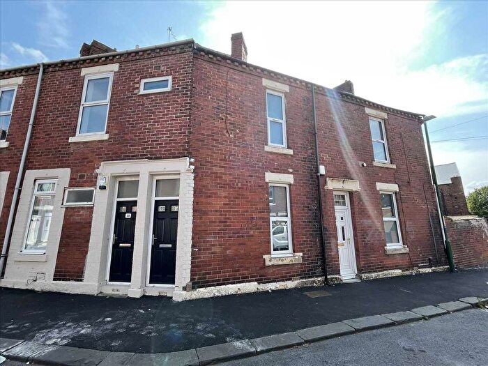 2 Bedroom Flat To Rent In Devonshire Street, South Shields, NE33