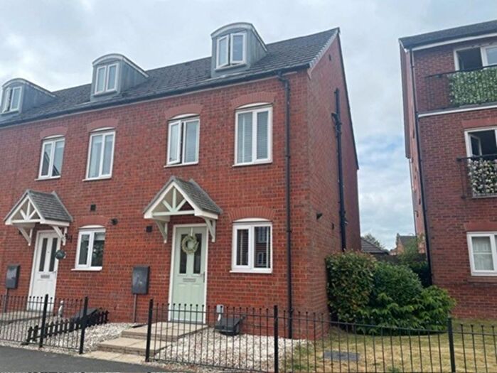 3 Bedroom Town House For Sale In Station Road Boulevard, Prescot, Merseyside, L34