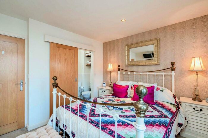 2 Bedroom Apartment To Rent In St Margarets Court, Maritime Quarter, Swansea, SA1